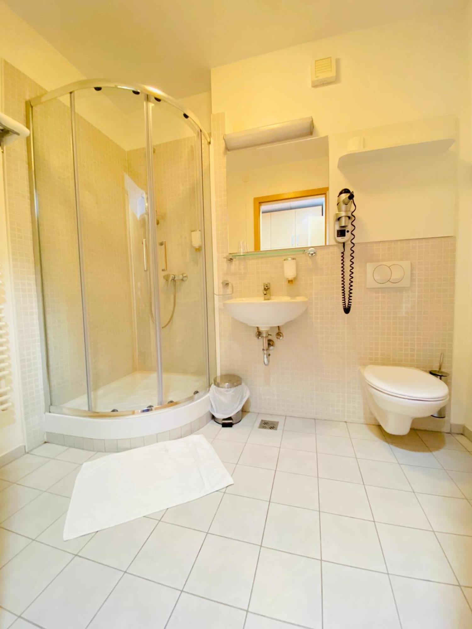 Hotel Veter Ruse ภายนอก รูปภาพ