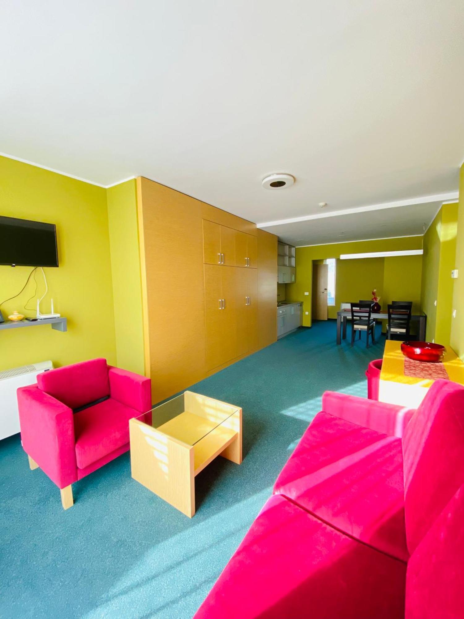 Hotel Veter Ruse ภายนอก รูปภาพ