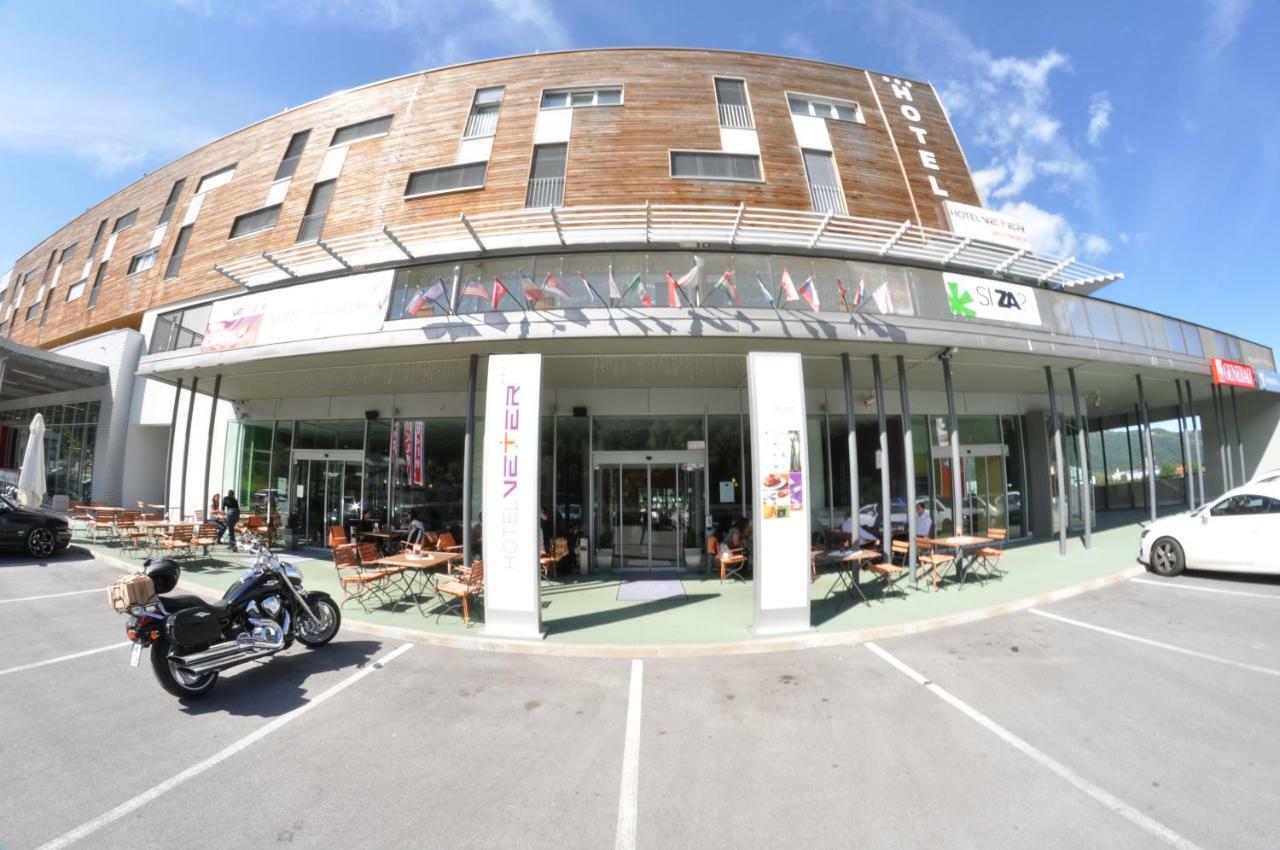 Hotel Veter Ruse ภายนอก รูปภาพ
