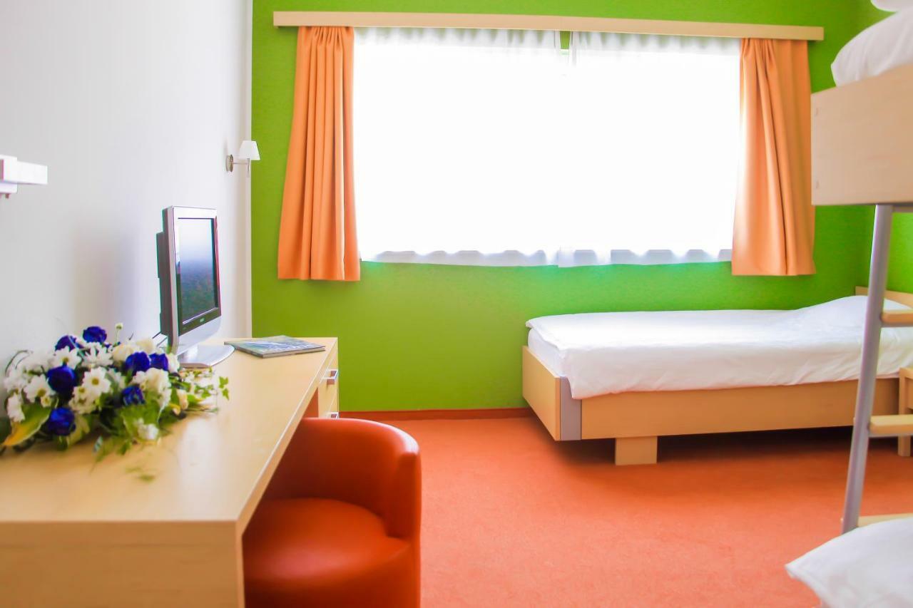 Hotel Veter Ruse ภายนอก รูปภาพ